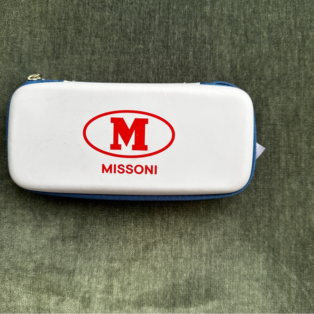 Missoni Sunglasses Case Zip Around and‎ Cleaning Cloth and Lanyard
